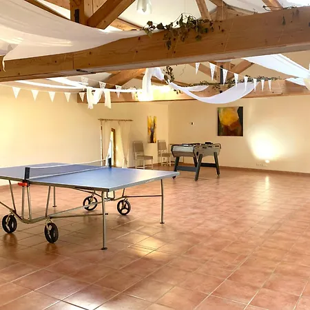 Сasa de vacaciones Le Castillou