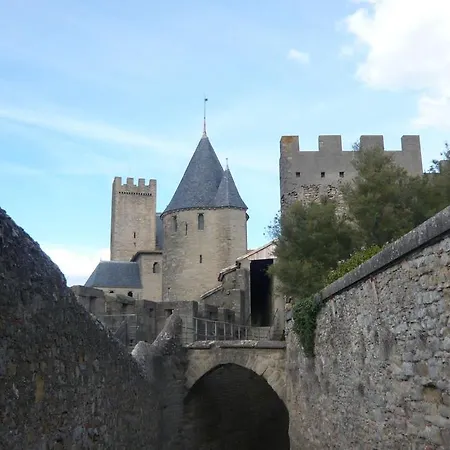 Le Castillou Сasa de vacaciones *